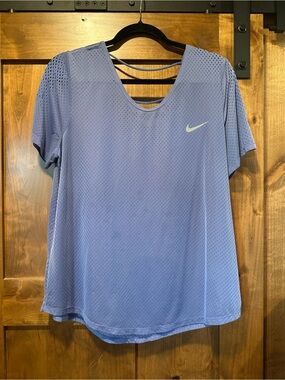 Nike Lavender Short-Sleeve Dri-FIT Performance Tee